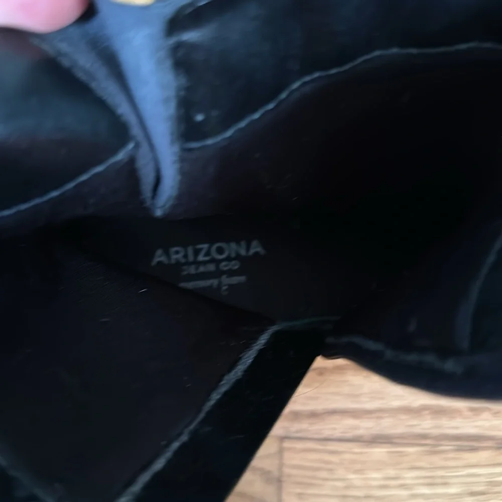 Black buckle boots. -previously owned Goth? Pirate costume? - Picture 6 of 8